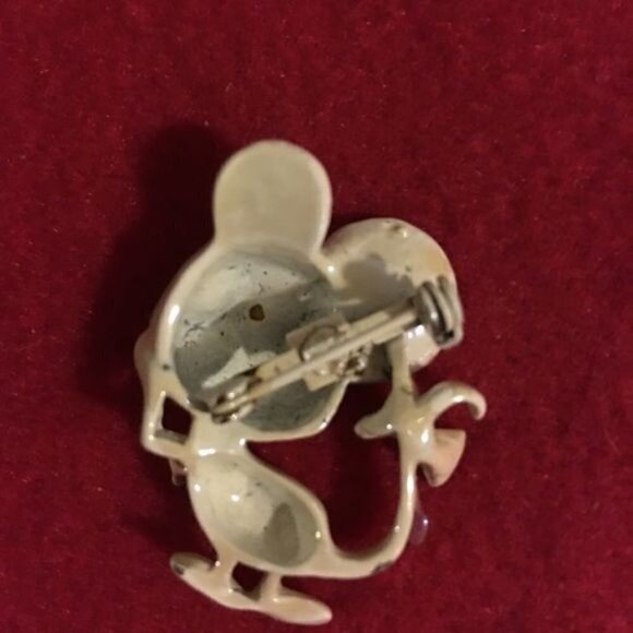 Vintage Enameled Mouse Pin Luster White Brooch - Picture 4 of 4